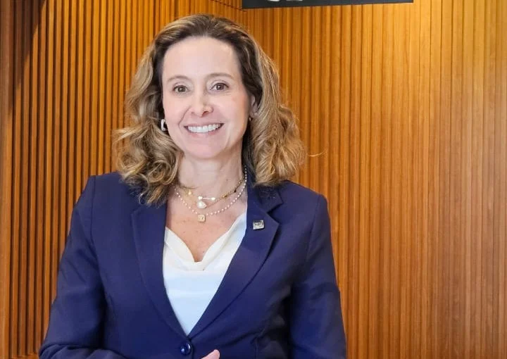 Dra. Olivia Ribeiro